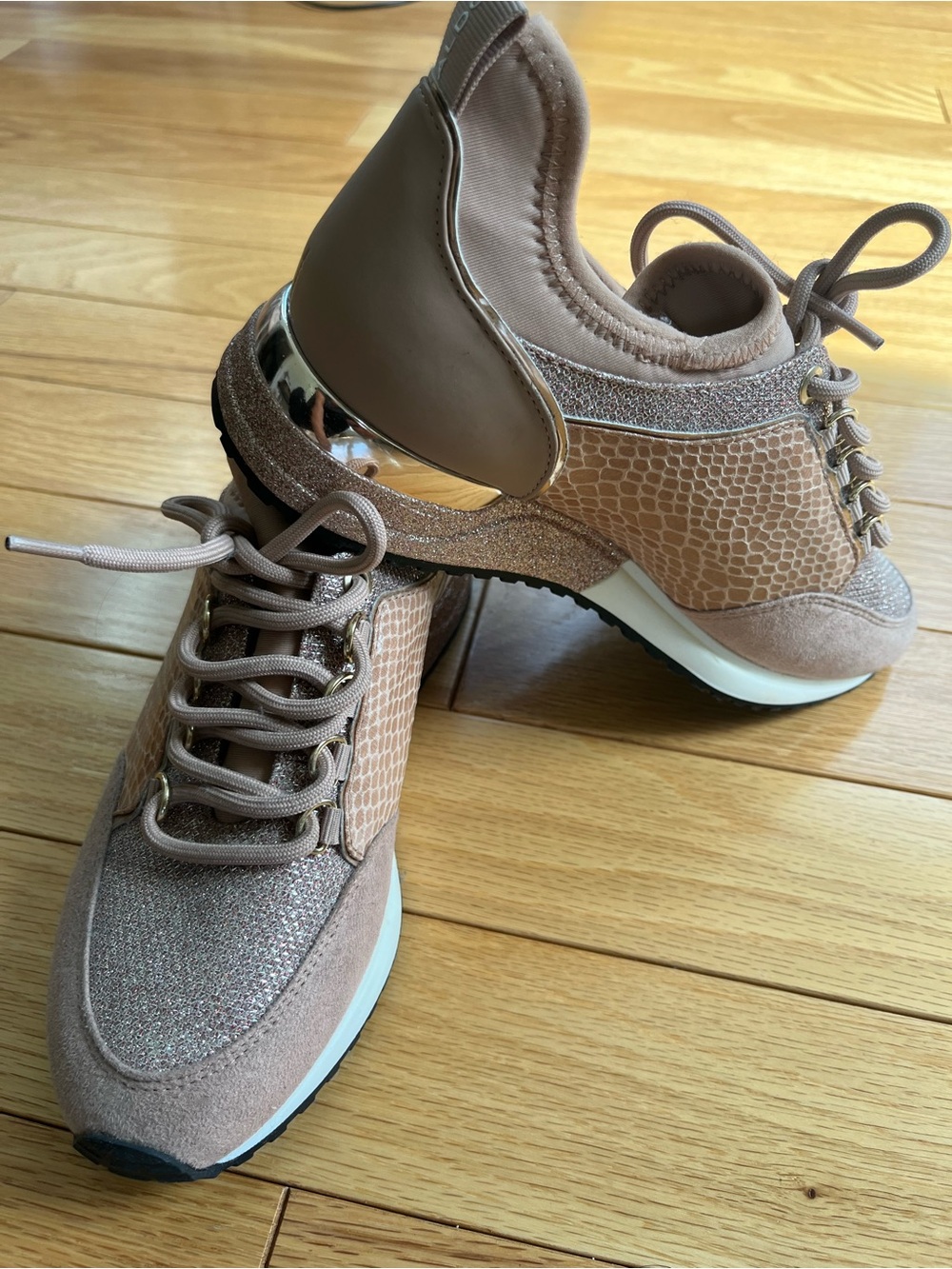 Aldo Blush Pink Metallic Accent Women's Sneaker - Picture 6 of 6
